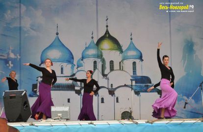 Выступление школы фламенко Великого Новгорода