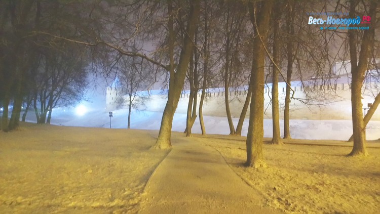 Апрель, снег, Великий Новгород3478